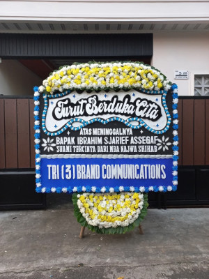 Papan Bunga Duka di Tlogopucang